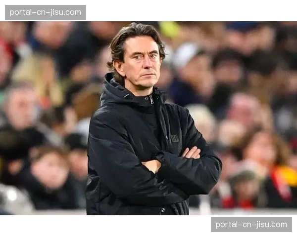 布伦特福德官方宣布与主帅托马斯·弗兰克续约至2028年。